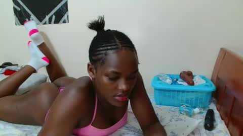 Jannie online show from April 18, 7:58 pm