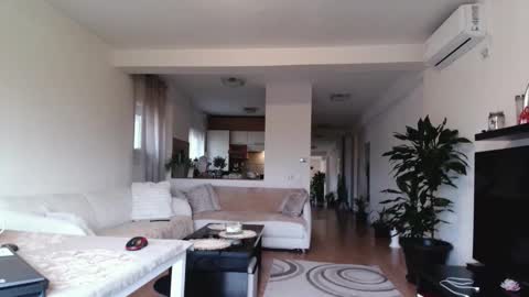 jaqueline88 online show from December 5, 6:45 am