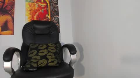Jara online show from August 5, 9:56 pm
