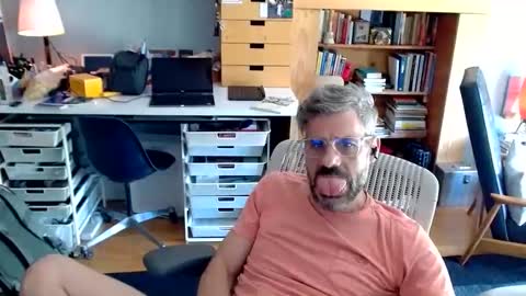 jareth_returns online show from October 11, 4:32 pm