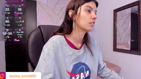 Snapshot of jasmineharris chatting on March 11, 11:44 am jasmineharris online show from March 11, 11:44 am