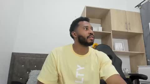 Snapshot of jason_fenix chatting on September 19, 3:05 pm Jason online show from September 19, 3:05 pm