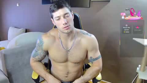 Snapshot of jason_thegreat chatting on October 5, 7:32 pm Jason theGreat online show from October 5, 7:32 pm