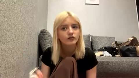 Stacy - - online show from June 11, 8:29 pm