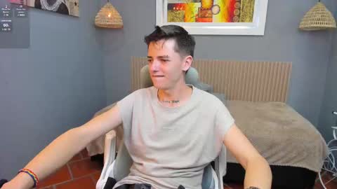 Snapshot of jasperjohnson chatting on September 24, 3:02 am jasperjohnson online show from September 24, 3:02 am