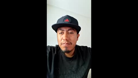 javier_jr26 online show from April 12, 5:28 pm
