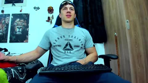 Javier online show from March 7, 4:12 am