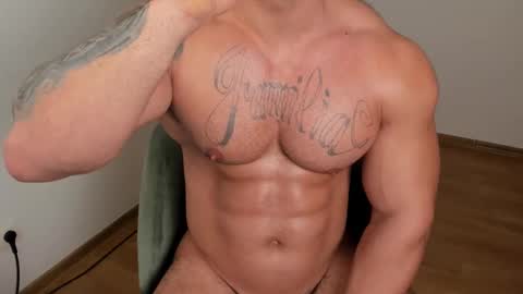 JaxonHunk online show from February 4, 6:36 am