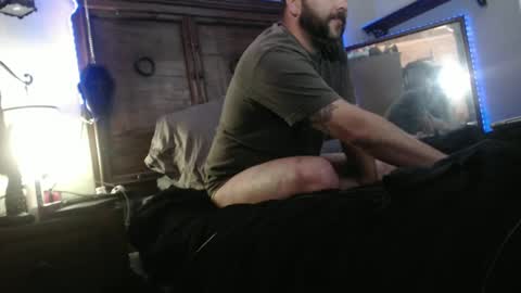 Snapshot of jaxxxdaddy chatting on January 1, 12:33 pm jax online show from January 1, 12:33 pm