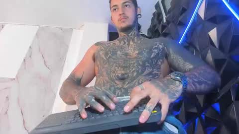 Snapshot of jaxxxonherd chatting on October 2, 3:33 pm Michael online show from October 2, 3:33 pm