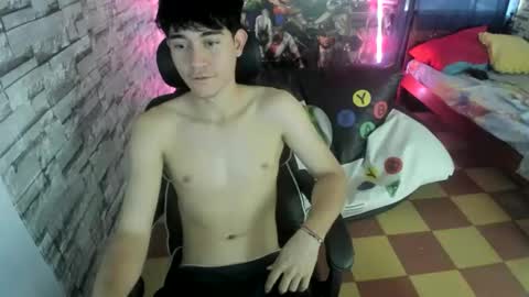 JAY ORANGE online show from December 13, 7:53 pm