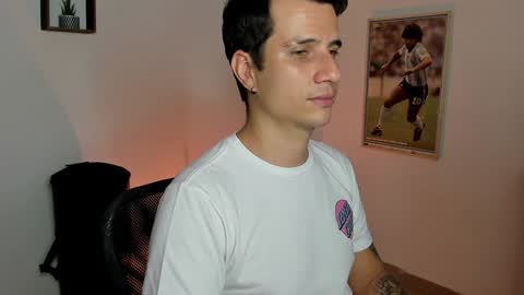 Jay Alvarrez online show from February 2, 11:42 pm