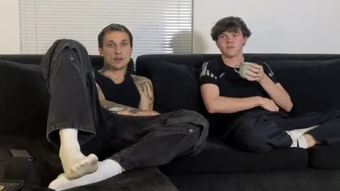 THE HOUSE online show from May 9, 5:30 pm