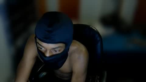 jaycrashnout online show from October 25, 9:37 pm