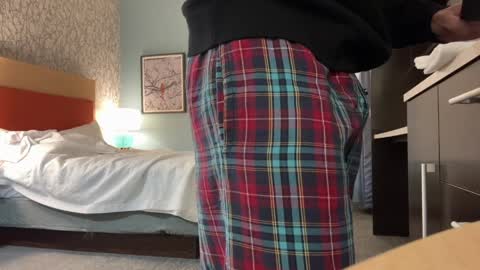 J online show from April 9, 11:16 am