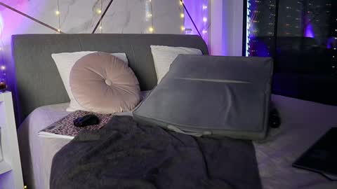 Snapshot of jayjaypink_ chatting on December 29, 1:06 pm JayJayPink online show from December 29, 1:06 pm