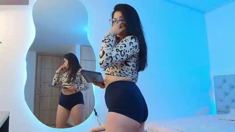 Snapshot of jazmin_cole chatting on October 12, 1:37 pm Jazmin online show from October 12, 1:37 pm