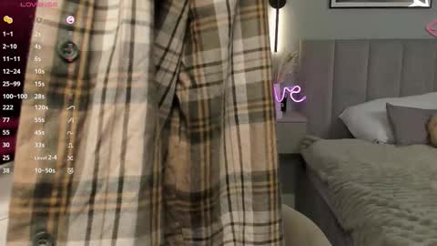 Mira the personal mirage D online show from September 18, 7:18 pm