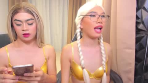 jchugecock online show from December 15, 8:05 pm