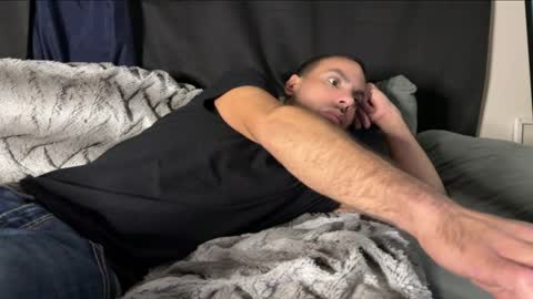 JcMax305 online show from April 4, 6:48 pm