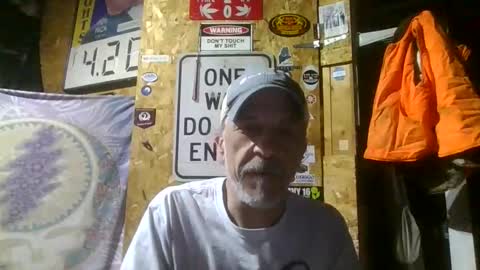 jdgiddy69 online show from April 26, 3:04 am