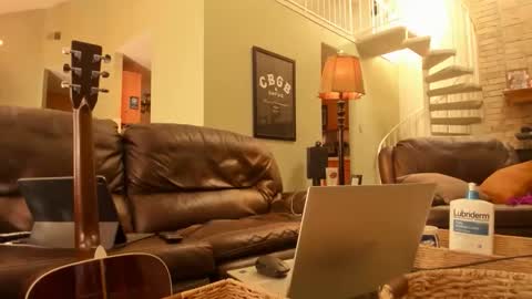 JDinEuless online show from January 6, 4:00 pm