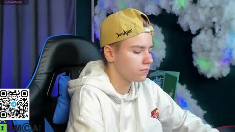 jean_wilsons online show from September 15, 10:39 am