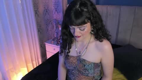 Snapshot of jeannesabatier chatting on September 25, 8:16 pm Jean online show from September 25, 8:16 pm