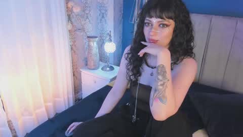 Snapshot of jeannesabatier chatting on October 4, 9:01 pm Jean online show from October 4, 9:01 pm