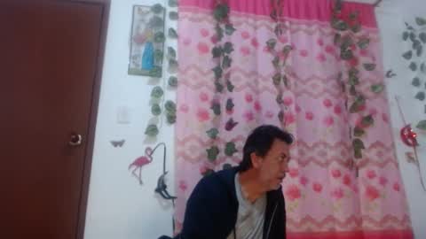 jeans_and_emma online show from March 9, 1:25 am