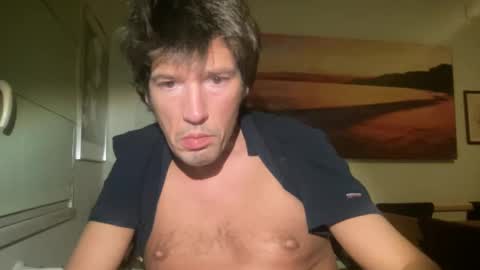 jeanslov online show from December 9, 4:15 pm