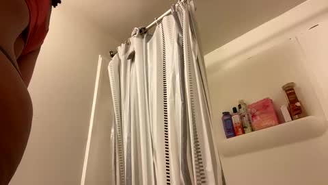 jeddahdolly online show from March 16, 5:55 am