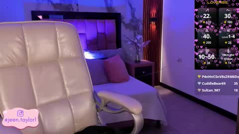 Jeen Taylor online show from January 15, 11:35 pm