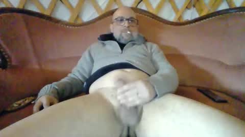 jeepy383838 online show from January 9, 1:28 pm