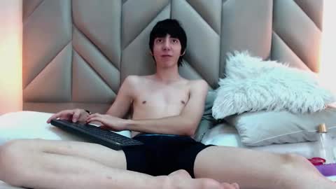 JeffBellfort online show from December 2, 4:11 am