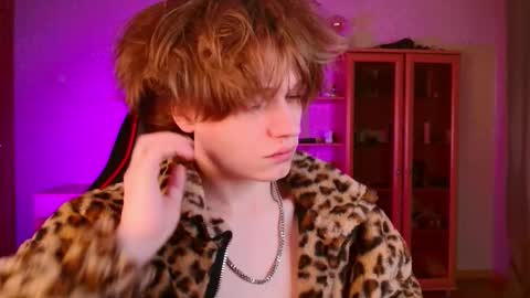 Jeffrey online show from November 20, 2:03 pm