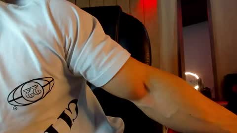 Snapshot of jeicob_gagnon chatting on September 29, 5:39 am jeicob gagnon online show from September 29, 5:39 am