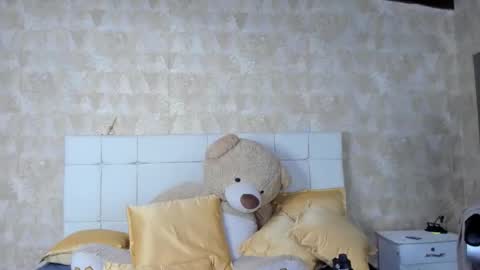 Snapshot of jeicob_gagnon chatting on February 19, 1:06 pm jeicob gagnon online show from February 19, 1:06 pm