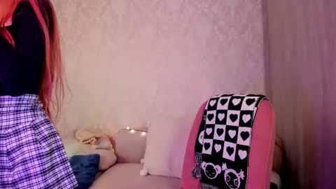 Jelly  online show from December 15, 10:39 pm