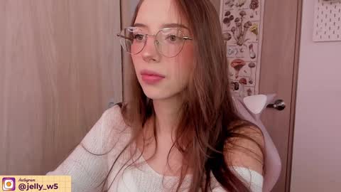 Snapshot of jelly_w5 chatting on December 3, 5:06 pm Jelly  online show from December 3, 5:06 pm