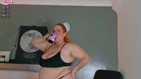 Snapshot of jenacooper__ chatting on September 12, 2:57 am Jena online show from September 12, 2:57 am