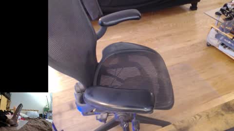 PegMePlease online show from January 9, 5:18 pm