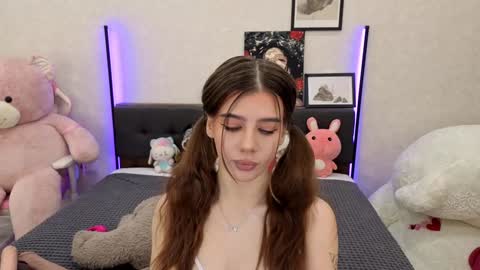 Snapshot of jenie_fire chatting on September 23, 1:16 pm Dolly online show from September 23, 1:16 pm
