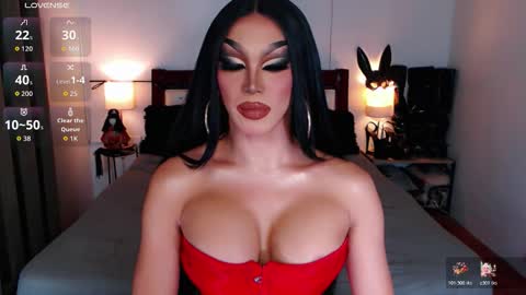 Queen Jenifer online show from December 1, 5:16 am