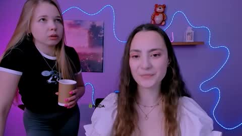 jenna_elayne online show from March 2, 8:43 am