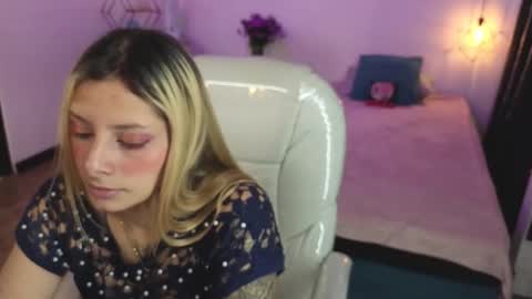 jennaa_cooper online show from November 17, 7:05 pm