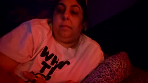 Snapshot of jennabrady chatting on February 18, 12:17 pm Dragon Queen. Be my Dragon -- and online show from February 18, 12:17 pm