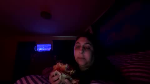 Snapshot of jennabrady chatting on September 24, 12:23 pm Dragon Queen. Be my Dragon -- and online show from September 24, 12:23 pm