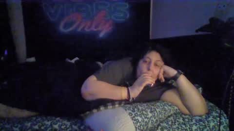 Snapshot of jennabrady chatting on October 7, 1:18 pm Dragon Queen. Be my Dragon -- and online show from October 7, 1:18 pm