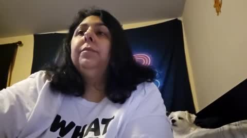 Snapshot of jennabrady chatting on December 15, 11:09 pm Dragon Queen. Be my Dragon -- and online show from December 15, 11:09 pm